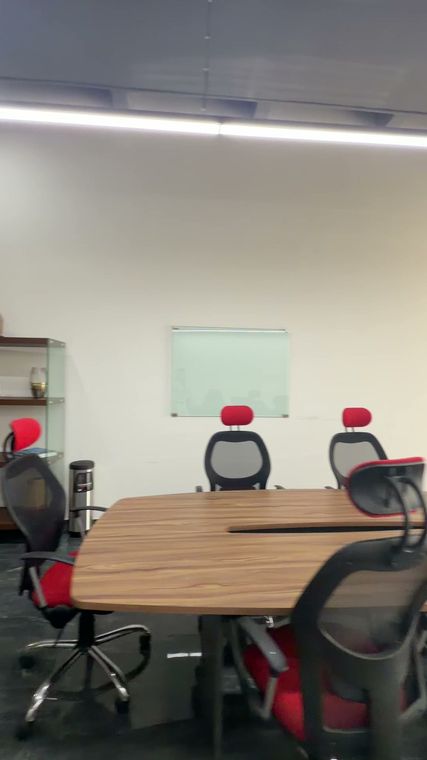Sala de juntas · vista 26 de 28