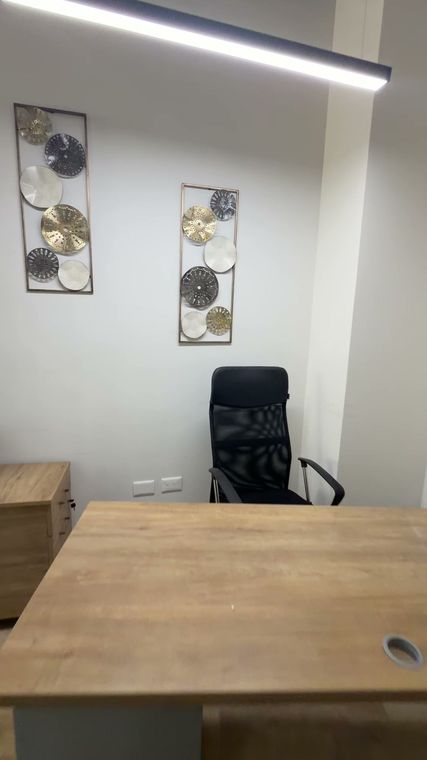 Oficina privada · vista 2 de 6