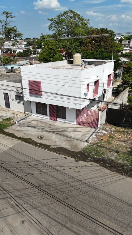 Fachada desde el aire · vista 2 de 2