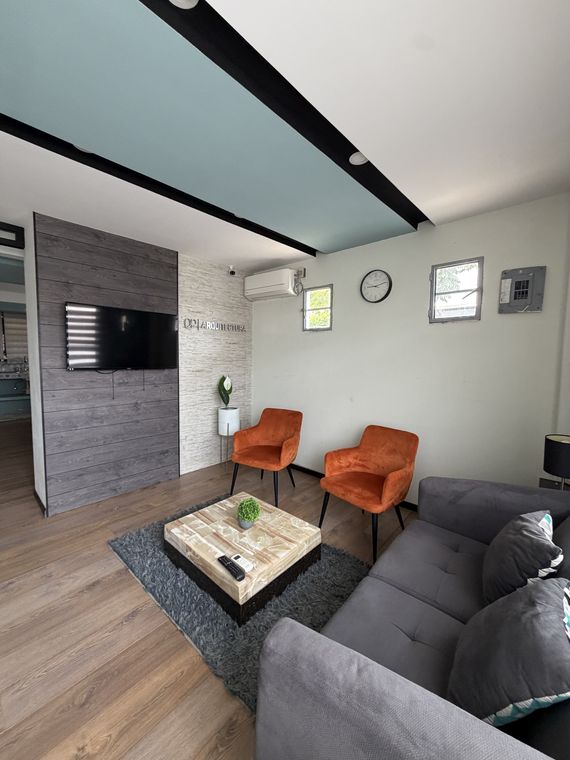 Sala · vista 1 de 2
