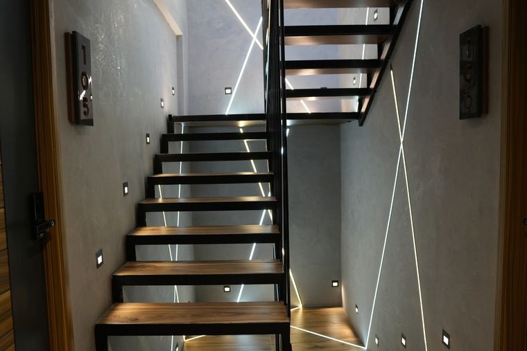 Escalera principal · vista 1 de 11