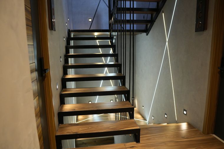 Escalera principal · vista 2 de 11