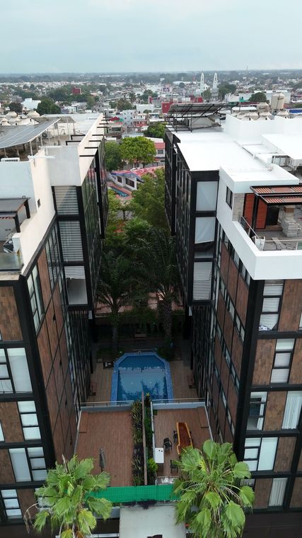 Fachada del conjunto desde el aire · vista 6 de 6