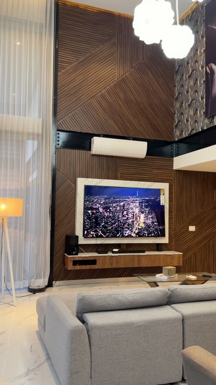 Sala de doble altura · vista 4 de 7